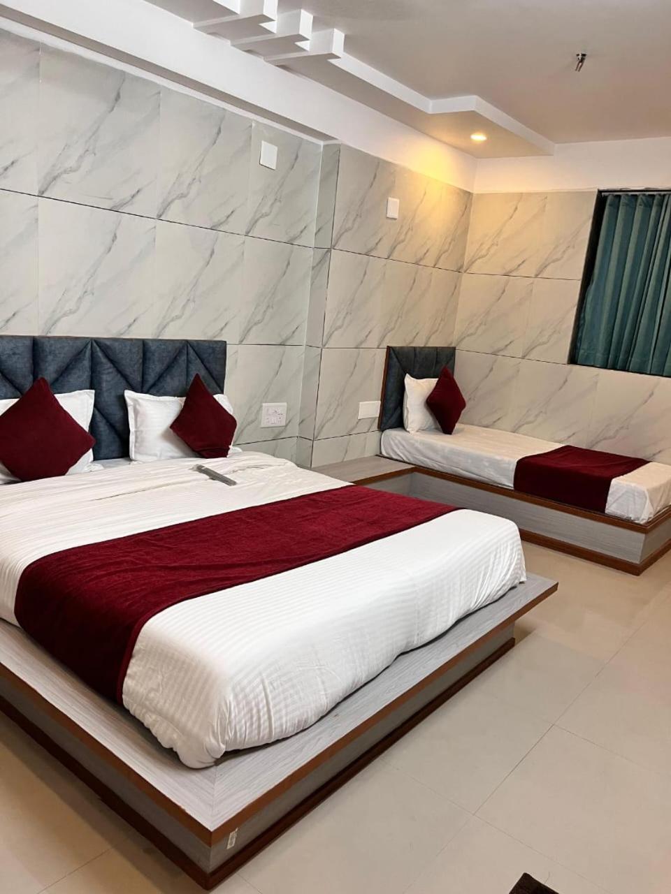 Hotel The Grand Pritam Gandhinagar Kültér fotó
